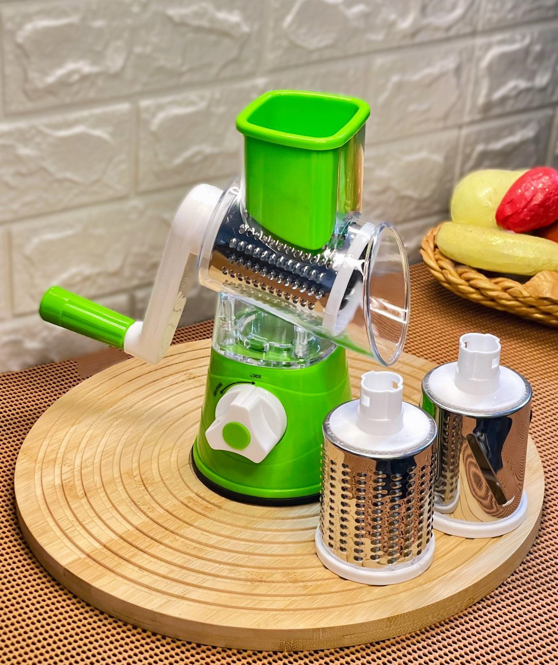 مبشرة يدوية متعددة الاستعمالات - تقطيع سريع وآمن للخضروات